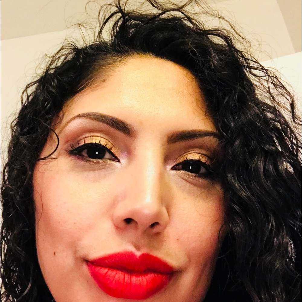 Meet your Posher, Ruthnaomi